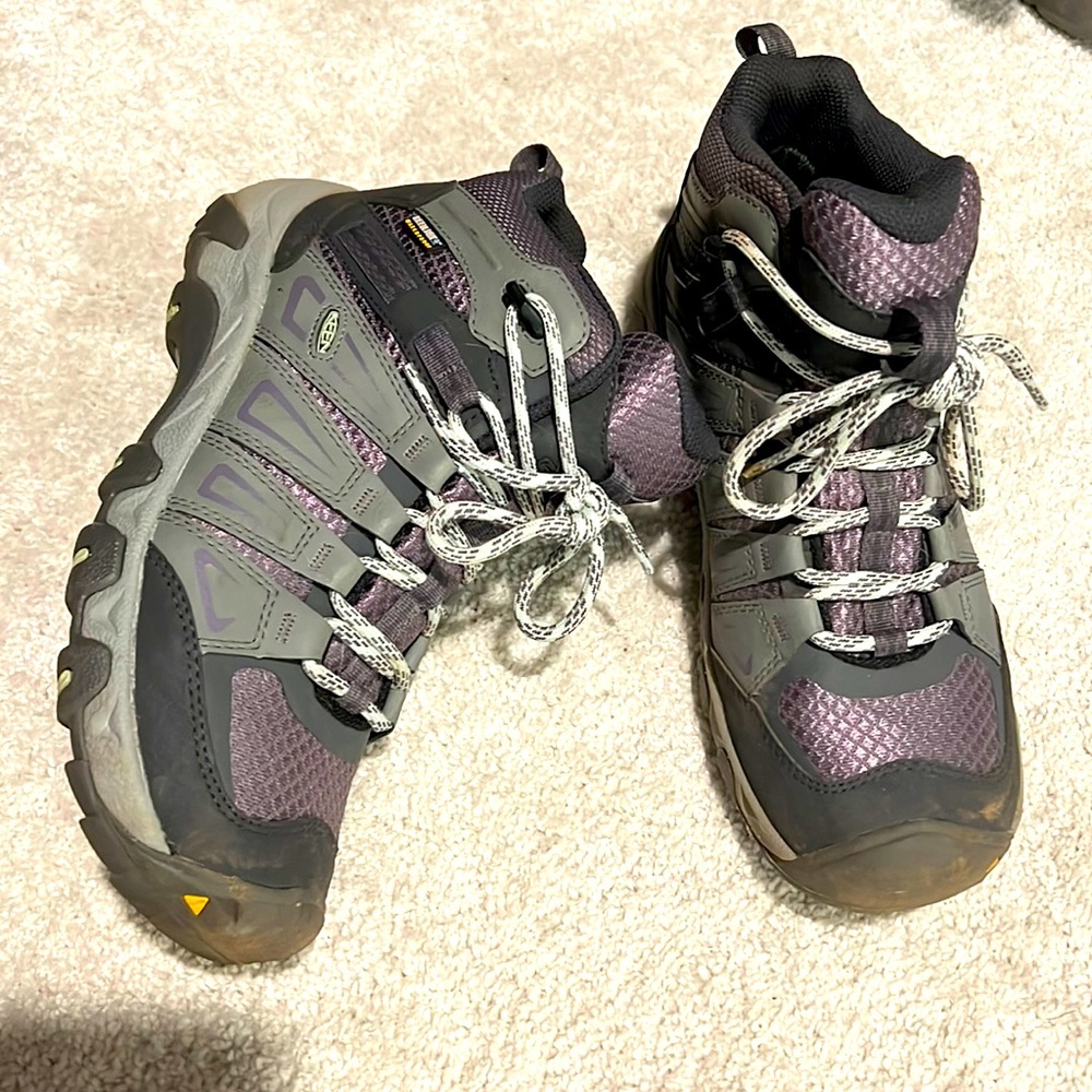 Keen hiking boots